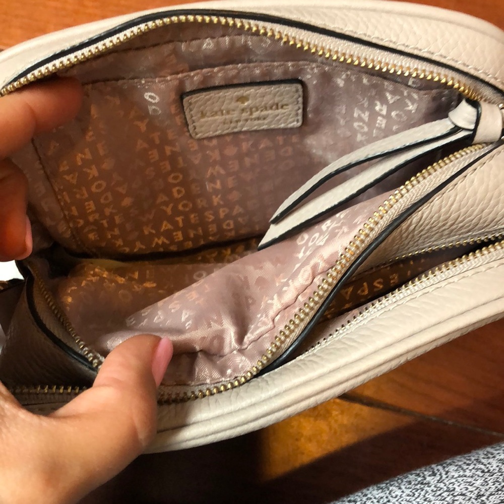 Kate Spade Cross Body - Picture 3 of 3